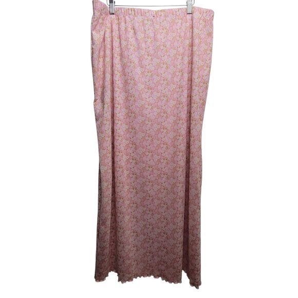 Forever 21 Pink Dainty Floral Maxi Skirt Size 3X With Marks - Picture 1 of 9